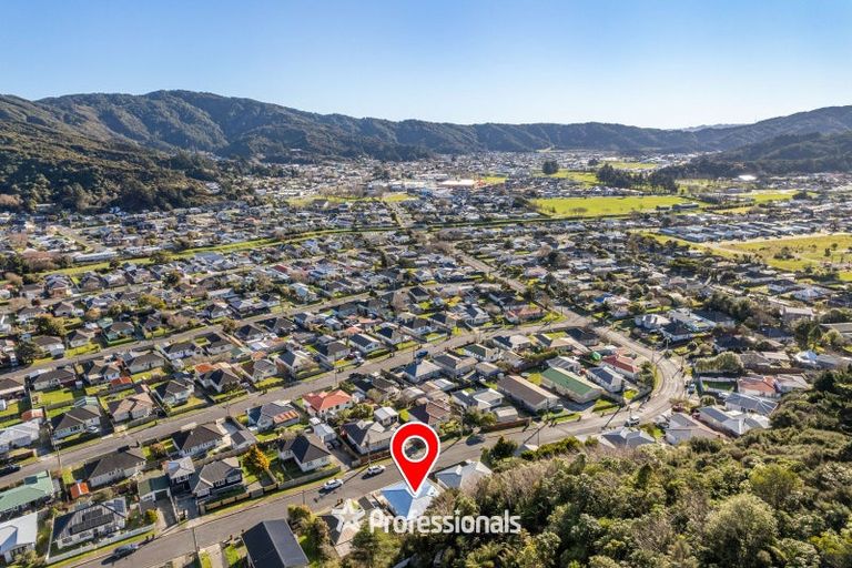 Photo of property in 61 Petrie Street, Wainuiomata, Lower Hutt, 5014