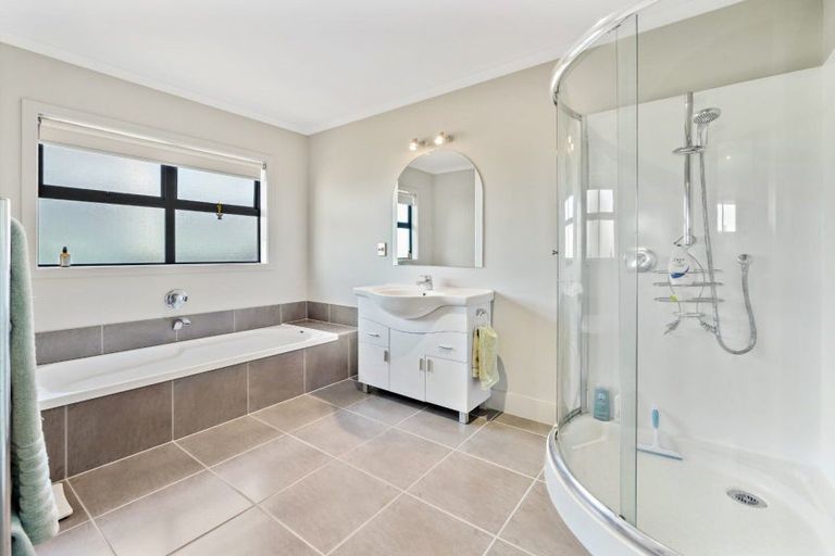 Photo of property in 39 Westminster Drive, Bethlehem, Tauranga, 3110