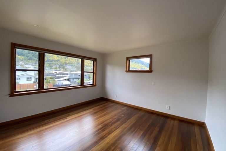 Photo of property in 76 Hampden Street, Picton, 7220