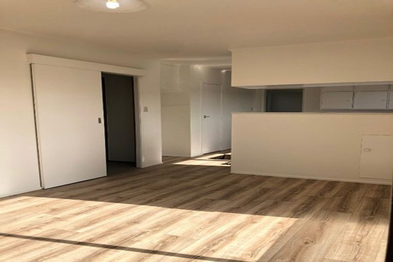 Photo of property in 9 Markham Place, Bucklands Beach, Auckland, 2012