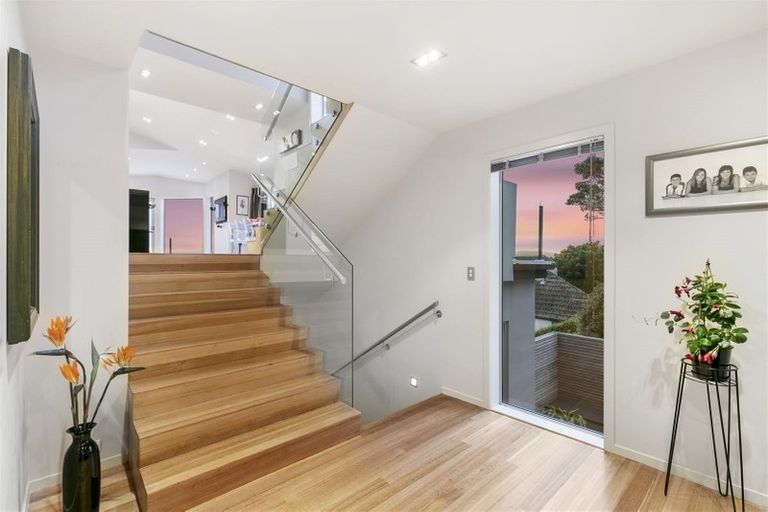 Photo of property in 99 Jubilee Road, Khandallah, Wellington, 6035