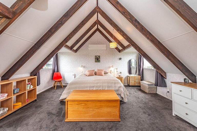 Photo of property in 18 Warwick Place, Springvale, Whanganui, 4501