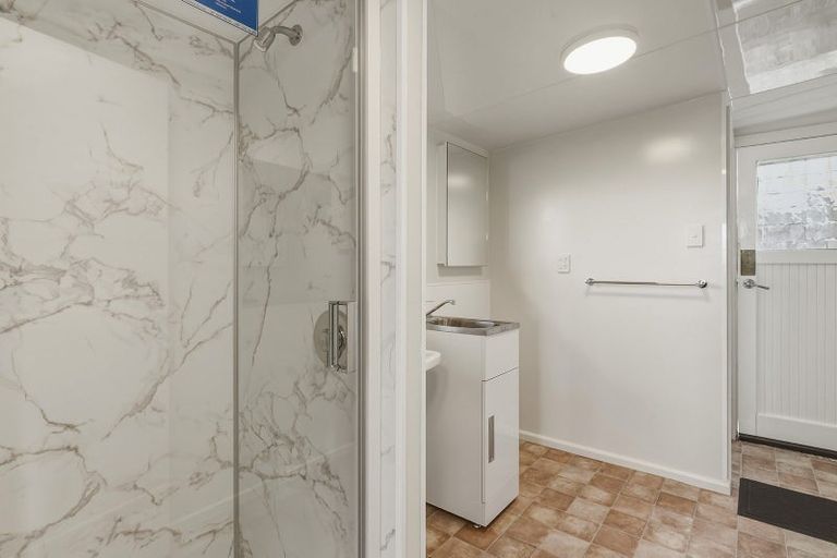 Photo of property in 134 Brockville Road, Brockville, Dunedin, 9011