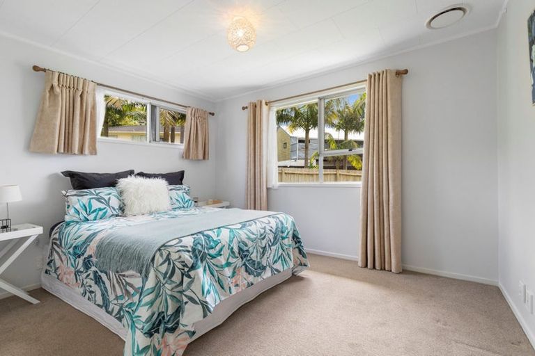 Photo of property in 7 Talmar Place, Massey, Auckland, 0614
