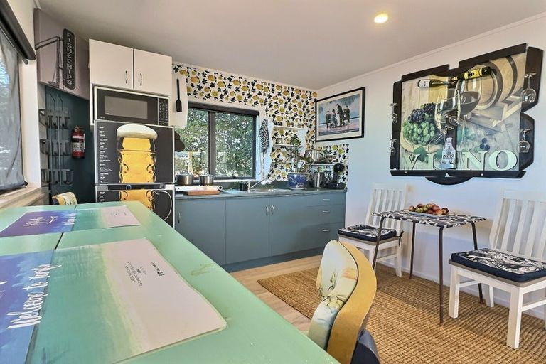 Photo of property in 267 Clifton Road, Te Awanga, 4102