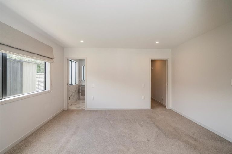 Photo of property in 1 Topping Place, Whitianga, 3510