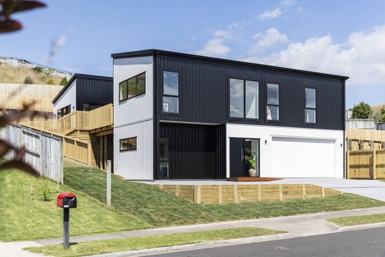 Photo of property in 12 Bob Carter Place, Welcome Bay, Tauranga, 3175