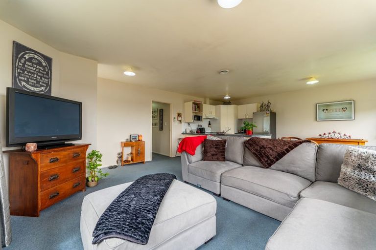 Photo of property in 18 Ellesmere Place, Oceanview, Timaru, 7910