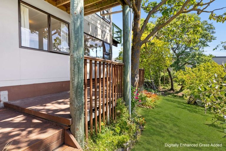 Photo of property in 55 Ranui Crescent, Diamond Harbour, Lyttelton, 8971