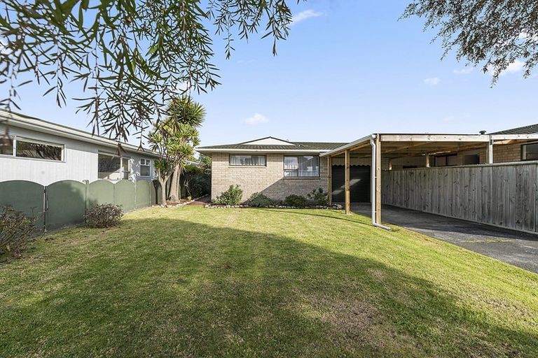Photo of property in 19a Andrew Street, Waikanae, 5036