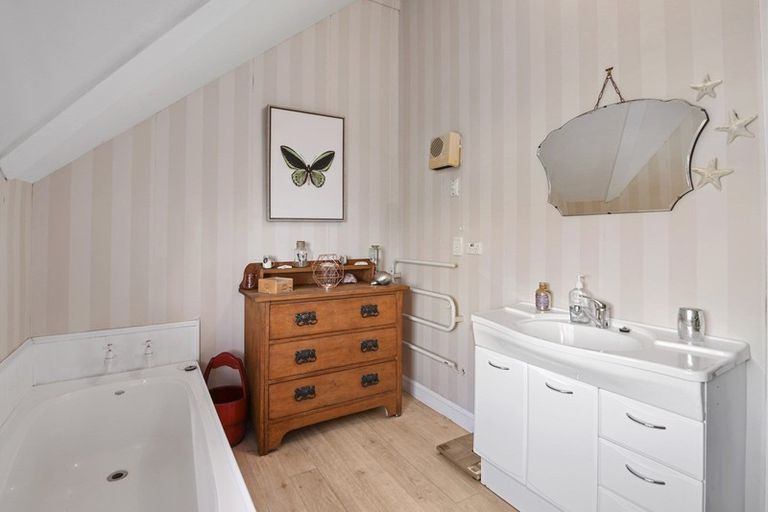 Photo of property in 276 Whakarewa Street, Motueka, 7196