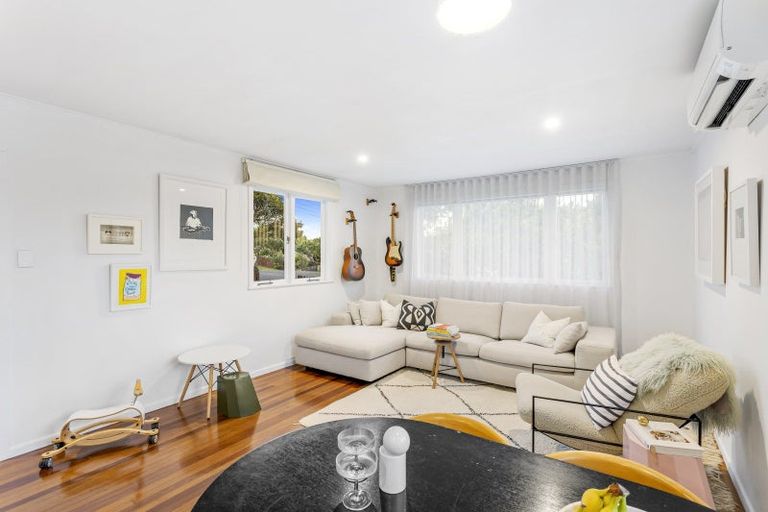 Photo of property in 13 Helena Street, Massey, Auckland, 0614