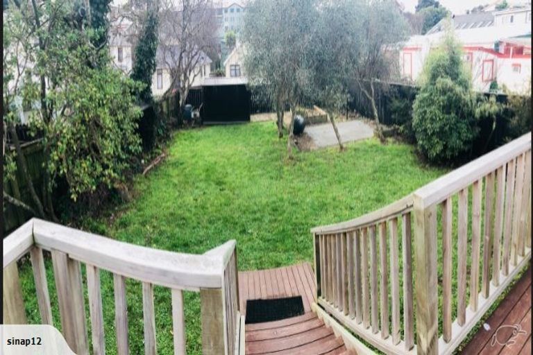 Photo of property in 14 Luxford Street, Berhampore, Wellington, 6023