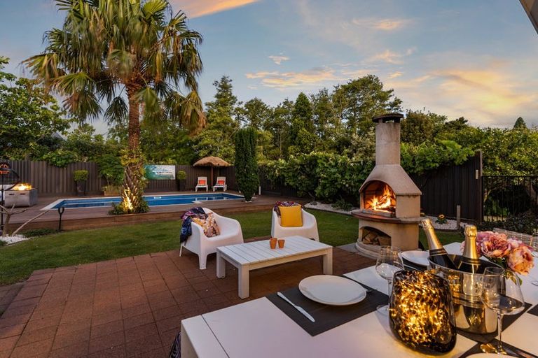 Photo of property in 11 Herbert Drive, Whangamata, 3620