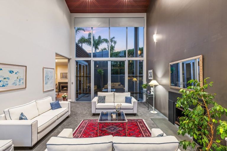 Photo of property in 20 The Ritz, Orewa, 0931