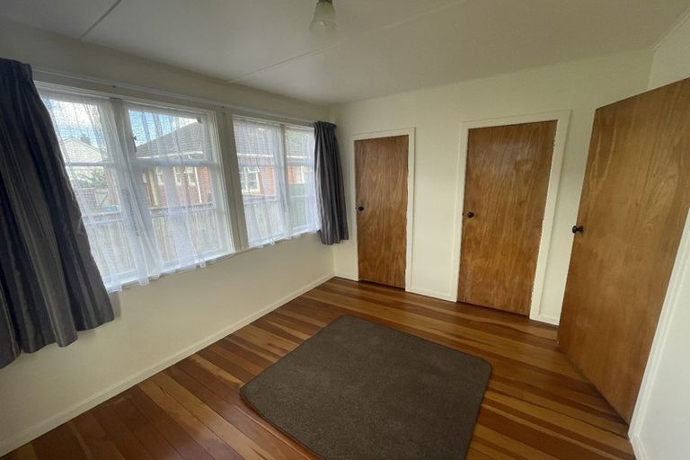 Photo of property in 352 Cambridge Terrace, Naenae, Lower Hutt, 5011
