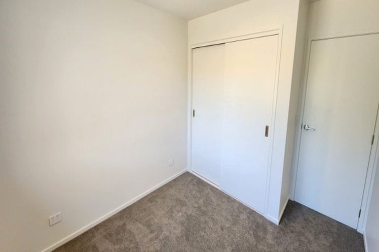 Photo of property in 14a Cowling Road, Hurdon, New Plymouth, 4310