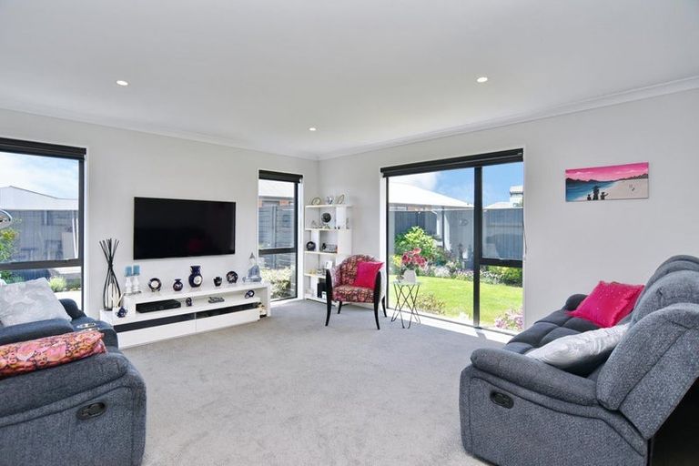 Photo of property in 7 Flynn Lane, Halswell, Christchurch, 8025