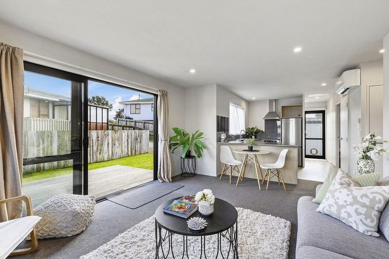 Photo of property in 6a Matatiro Street, Titahi Bay, Porirua, 5022