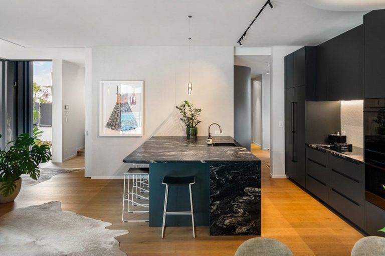 Photo of property in 33 Hanene Street, Saint Heliers, Auckland, 1071