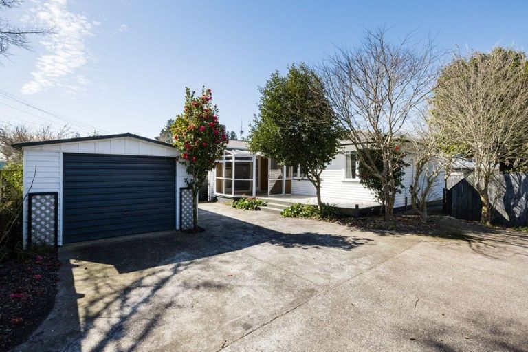 Photo of property in 60 Southsea Crescent, Silverdale, Hamilton, 3216