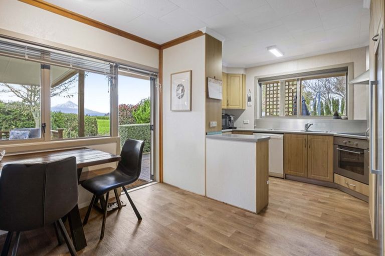Photo of property in 357 Katene Road, Normanby, Hawera, 4675