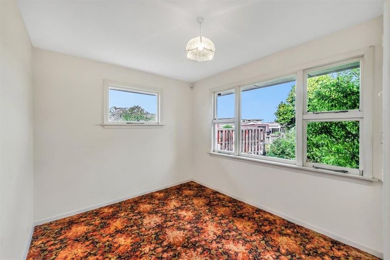 Photo of property in 35 Vardon Crescent, Shirley, Christchurch, 8061