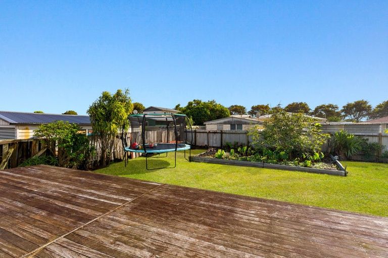 Photo of property in 3 Michelle Place, Mangere, Auckland, 2022
