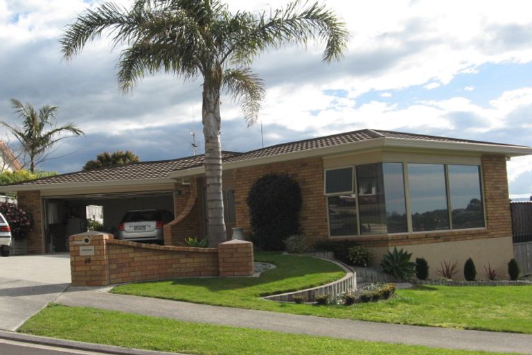 Photo of property in 18 Lucerne Place, Welcome Bay, Tauranga, 3112