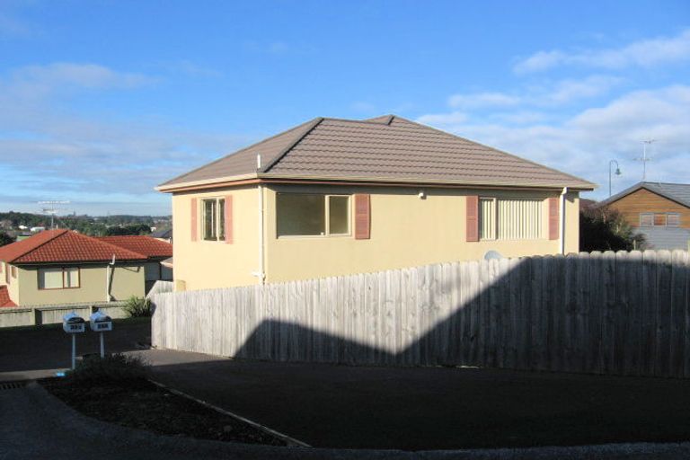 Photo of property in 39a Chieftain Rise, Goodwood Heights, Auckland, 2105