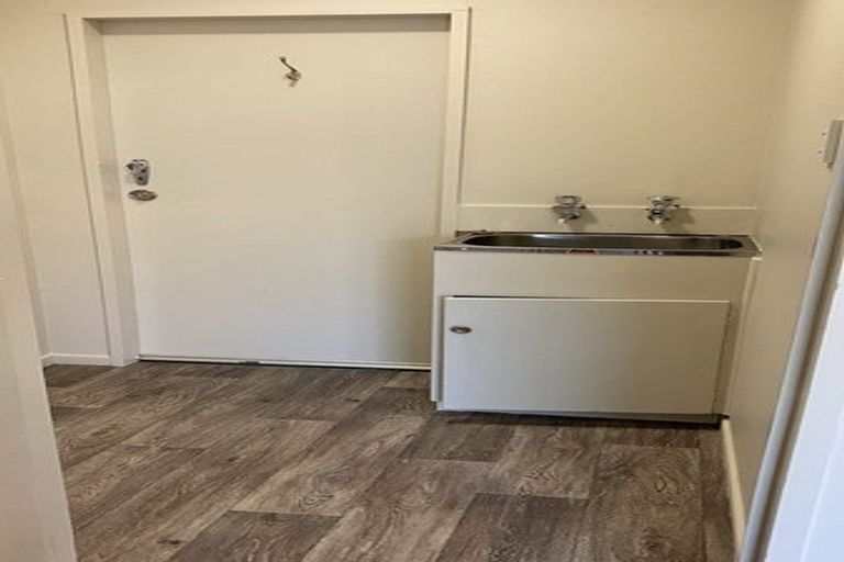 Photo of property in 17/1 Keith Street, Whanganui, 4500