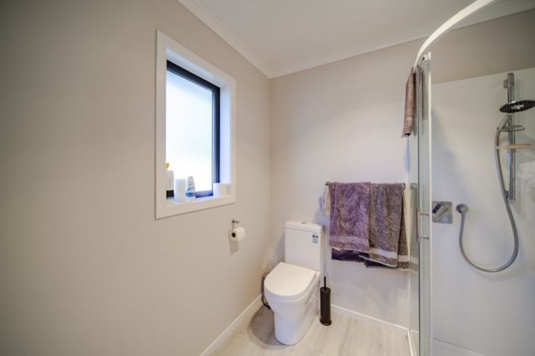 Photo of property in 5 Windsor Road, Waipawa, 4210