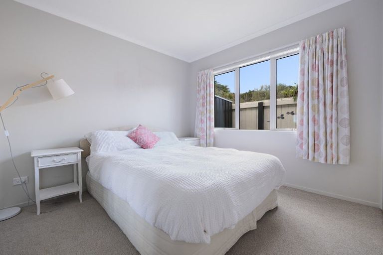 Photo of property in 9 Lakeview Quay, Pyes Pa, Tauranga, 3112