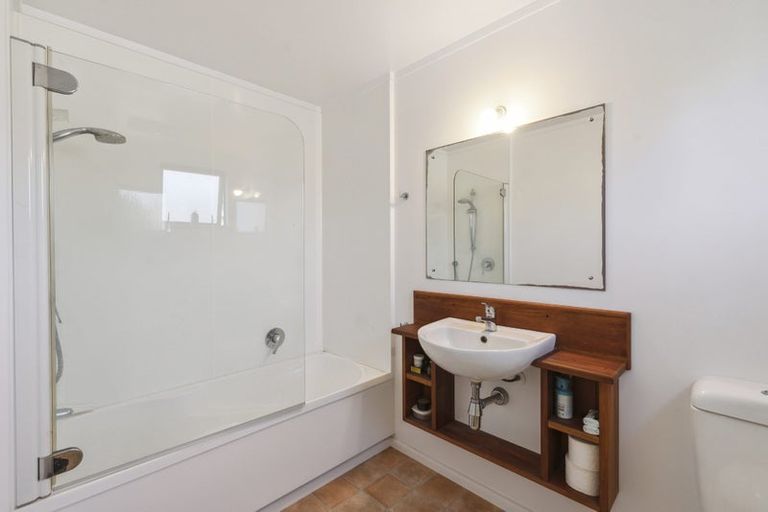 Photo of property in 24 Rodney Avenue, Te Horo Beach, Otaki, 5581