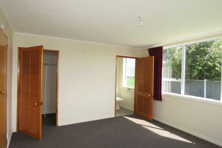 Photo of property in 30 Henley Street, Westport, 7825