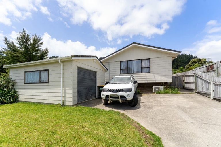 Photo of property in 18 Ruahine Street, Paraparaumu, 5032