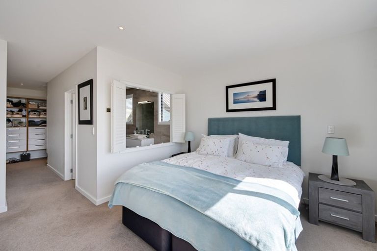 Photo of property in 37 Mcadam Drive, Jacks Point, Queenstown, 9371