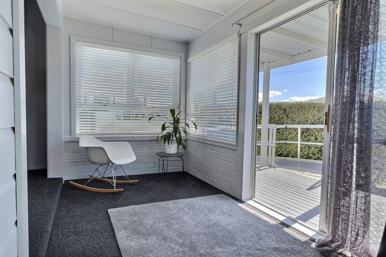 Photo of property in 82 Ferry Road, Clive, 4102