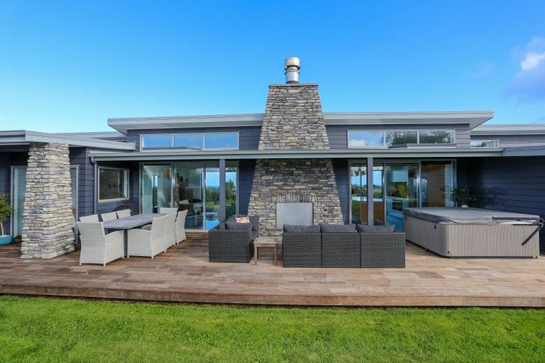 Photo of property in 106b Watt Livingstone Road, Westmere, Whanganui, 4574