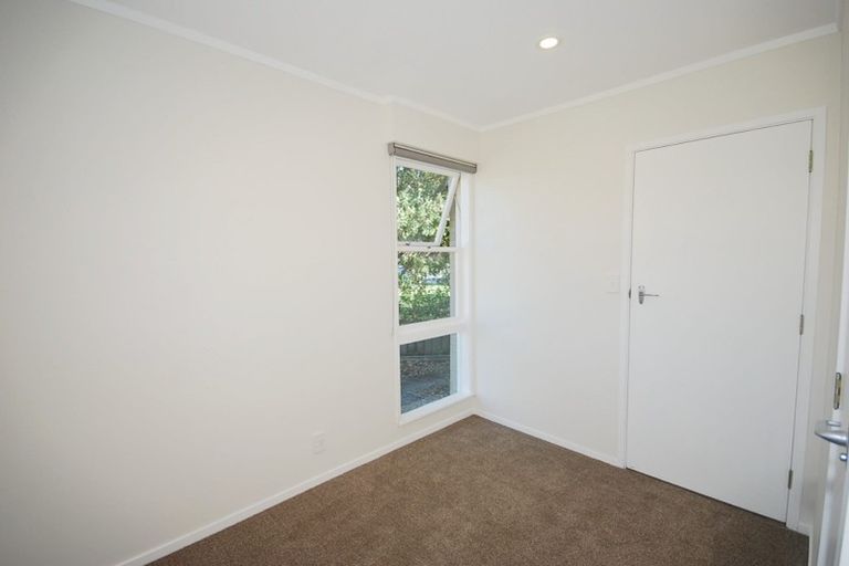 Photo of property in 8/644 Pakuranga Road, Howick, Auckland, 2010