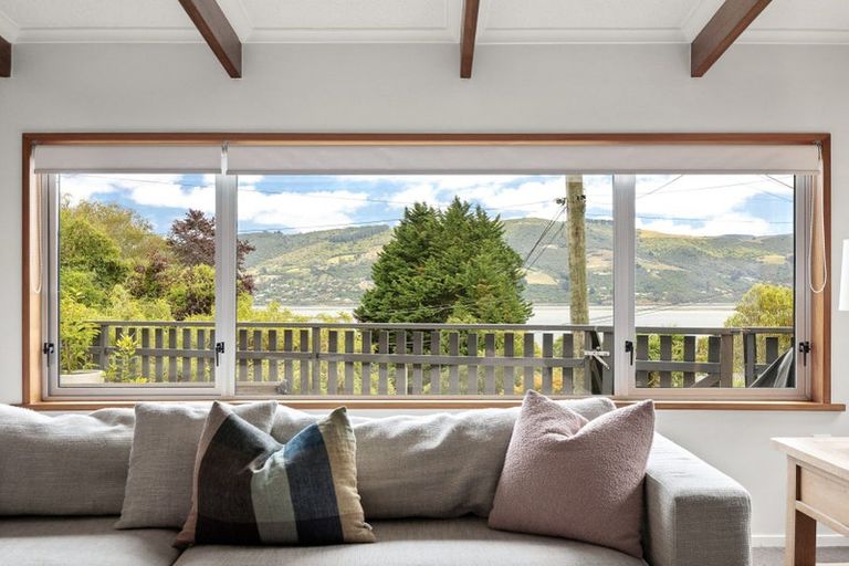 Photo of property in 18 Marion Street, Macandrew Bay, Dunedin, 9014