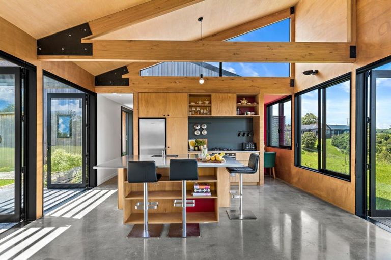 Photo of property in 241 Whitmore Road, Tawharanui Peninsula, Warkworth, 0986