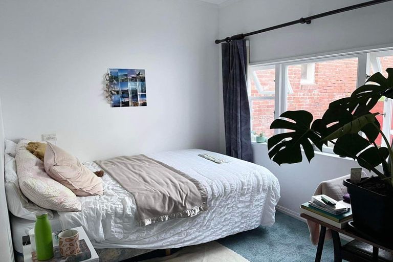 Photo of property in 4 Howard Street, Mount Cook, Wellington, 6021