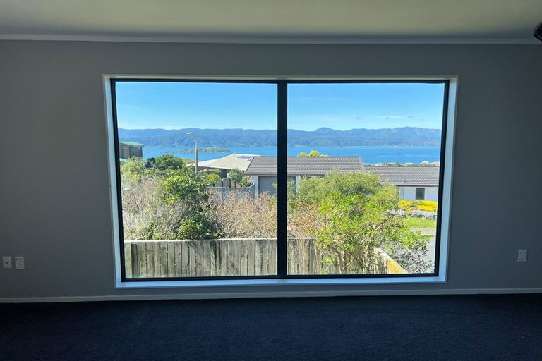 Photo of property in 21 Gurkha Crescent, Khandallah, Wellington, 6035