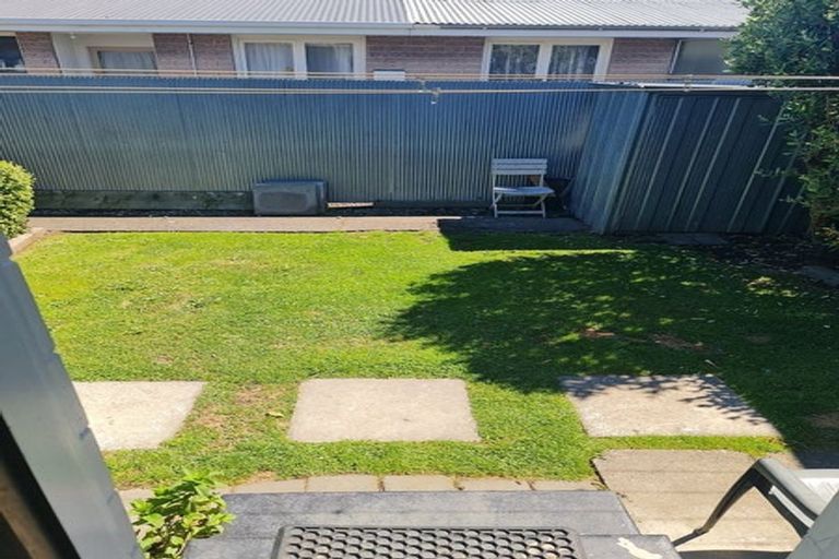 Photo of property in 1/79 Hills Road, Edgeware, Christchurch, 8013