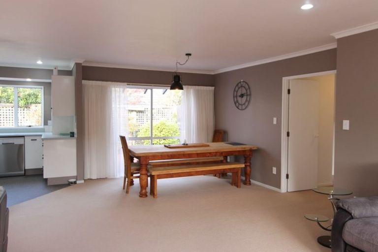 Photo of property in 15 Robinson Terrace, Rangatira Park, Taupo, 3330