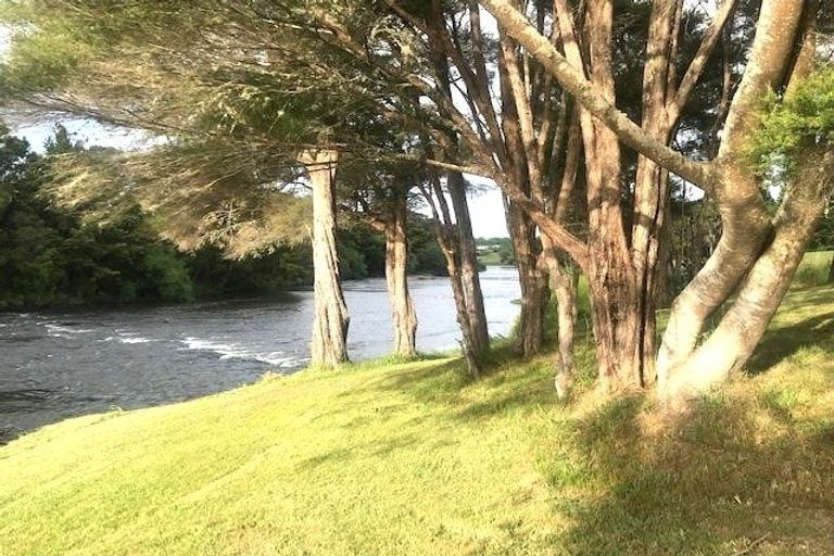 Photo of property in 610b Puketona Road, Haruru, 0204