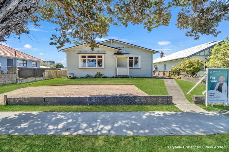 Photo of property in 6 Harper Street, Gonville, Whanganui, 4501