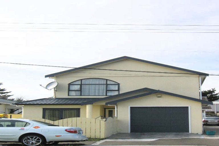 Photo of property in 12 Kauri Street, Miramar, Wellington, 6022