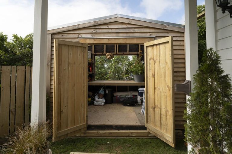 Photo of property in 38 Monowai Road, Johnsonville, Wellington, 6037